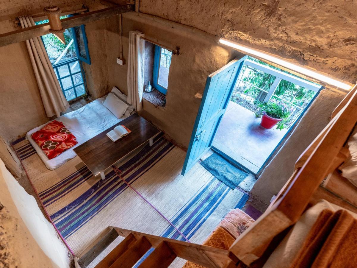 Vista Hostel Jeolikote, Nainital Patwa Dunga Bagian luar foto