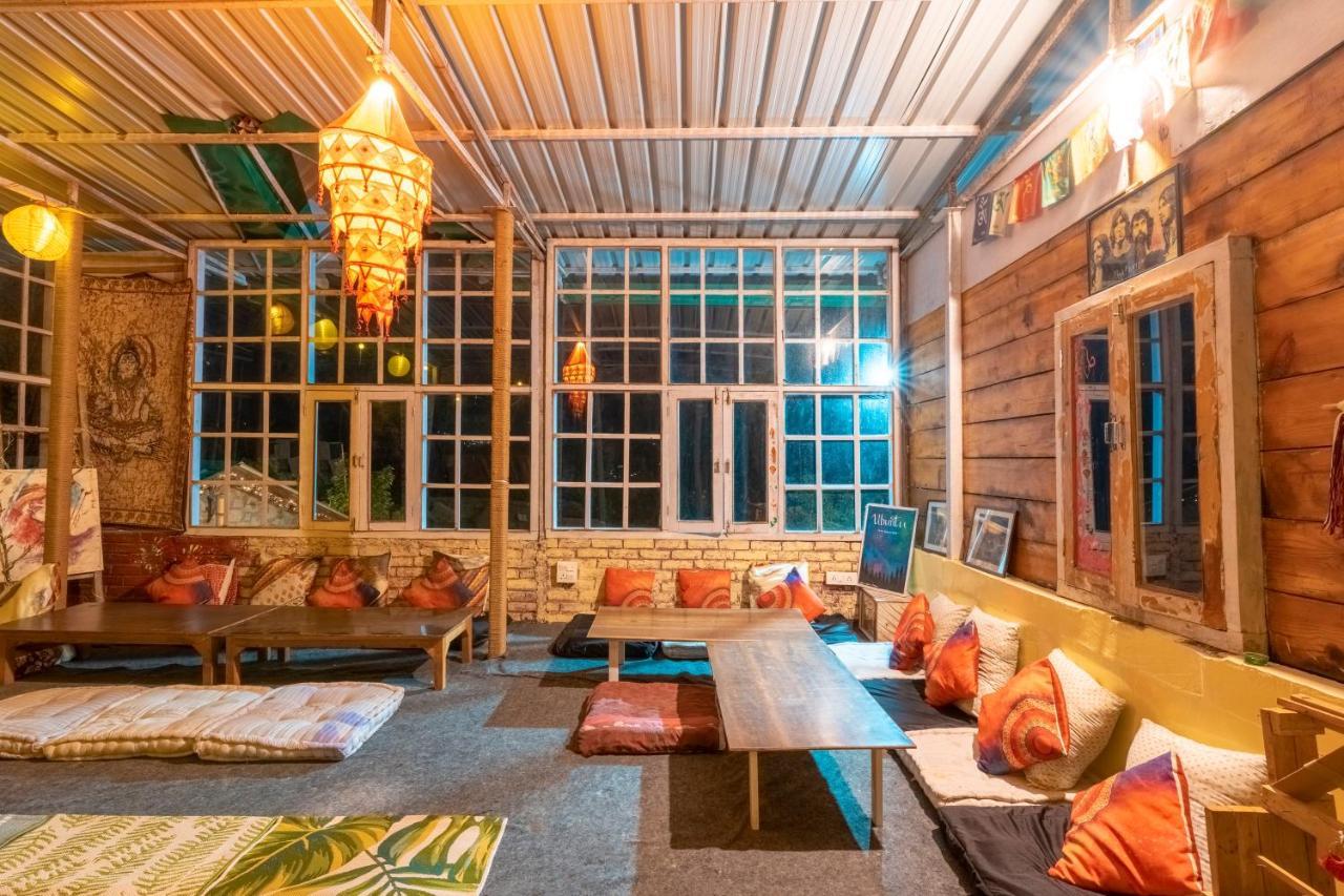Vista Hostel Jeolikote, Nainital Patwa Dunga Bagian luar foto
