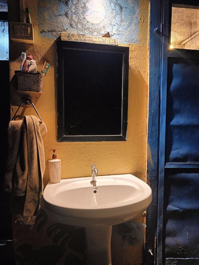 Vista Hostel Jeolikote, Nainital Patwa Dunga Bagian luar foto
