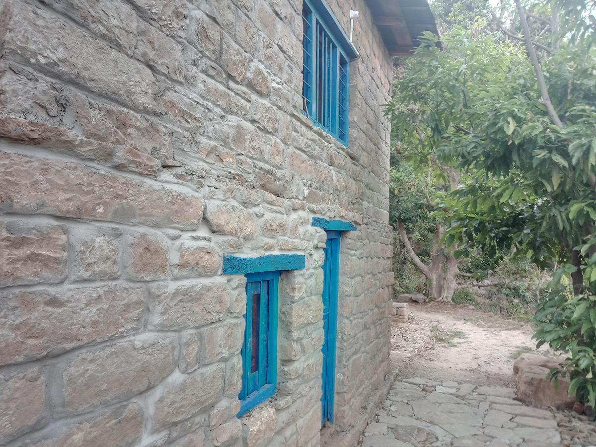Vista Hostel Jeolikote, Nainital Patwa Dunga Bagian luar foto