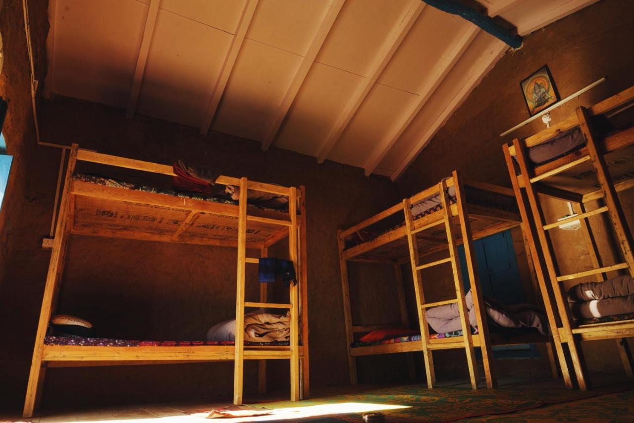Vista Hostel Jeolikote, Nainital Patwa Dunga Bagian luar foto