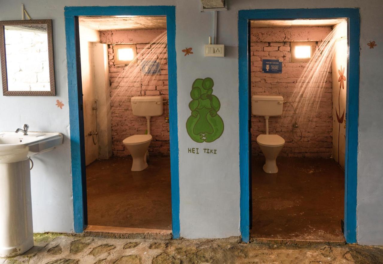 Vista Hostel Jeolikote, Nainital Patwa Dunga Bagian luar foto
