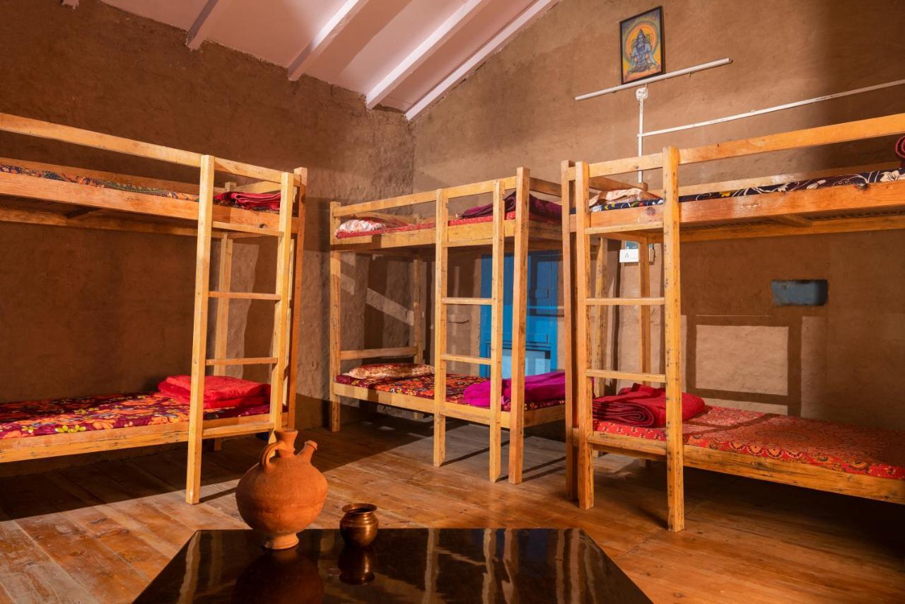 Vista Hostel Jeolikote, Nainital Patwa Dunga Bagian luar foto