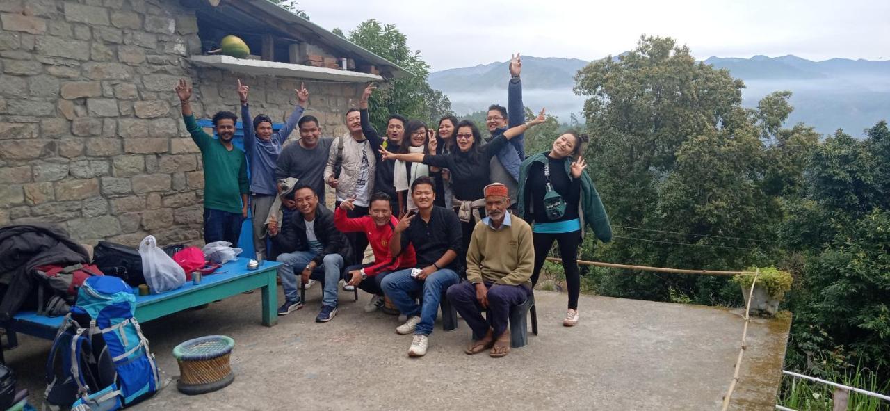 Vista Hostel Jeolikote, Nainital Patwa Dunga Bagian luar foto